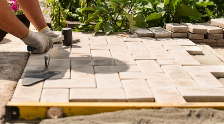 Custom backyard paver patio in Dallas